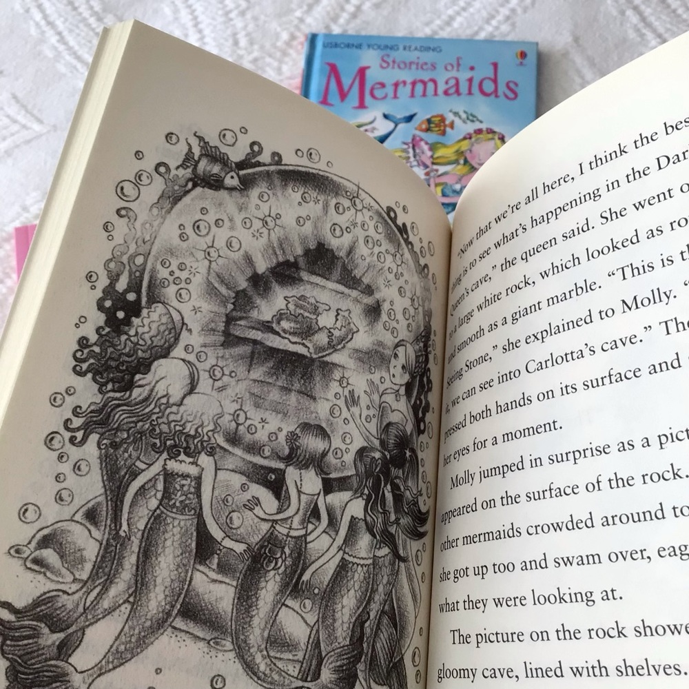 Mermaid Book Set 🧜‍♀️ - Picture 13 of 16